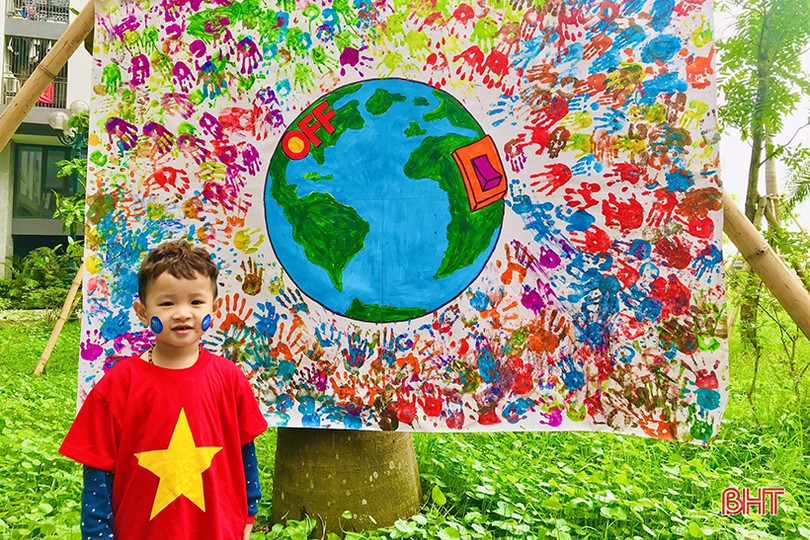 Các bé mầm non Trí Đức gửi gắm thông điệp “vì một hành tinh xanh”