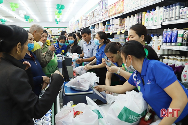 Khai trương cửa hàng thực phẩm Co.op Food thứ 2 tại Hà Tĩnh