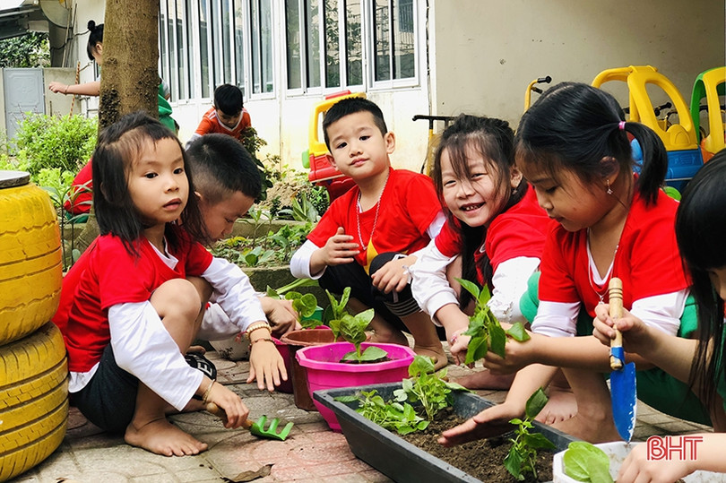 Các bé mầm non Trí Đức gửi gắm thông điệp “vì một hành tinh xanh”