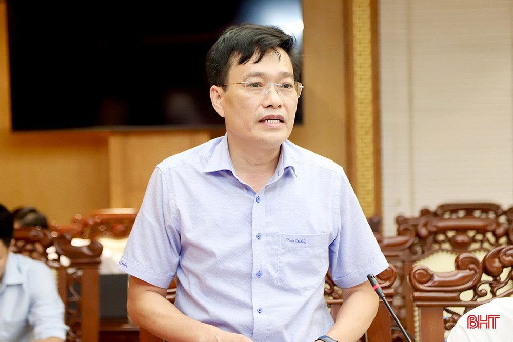 Phó Chủ nhiệm UBKT Tỉnh ủy Phan Ngọc Long góp ý vào văn kiện đại hội các địa phương. Phó Chủ nhiệm UBKT Tỉnh ủy Phan Ngọc Long góp ý vào văn kiện đại hội các địa phương.