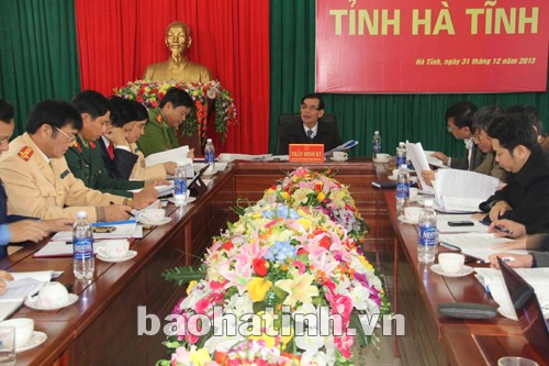 Phó Chủ tịch Thường trực UBND tỉnh Trần Minh Kỳ chủ trì hội nghị tại điểm cầu Hà Tĩnh.