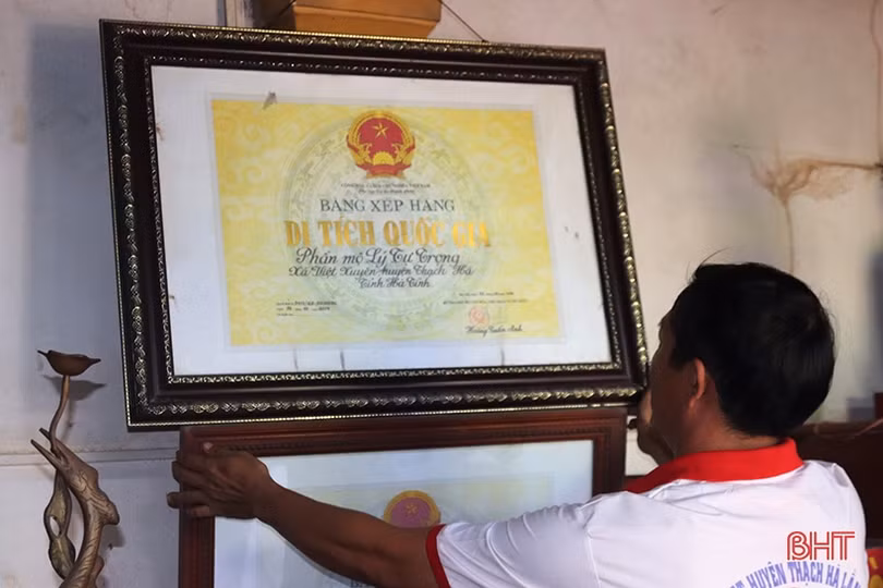 Giữ di tích lịch sử văn hóa ở “làng đỏ” trường tồn với thời gian