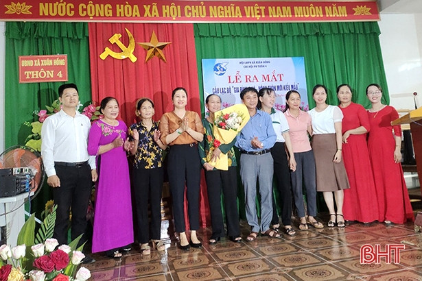 Bàn giao nhà “mái ấm tình thương” cho hội viên phụ nữ nghèo Nghi Xuân