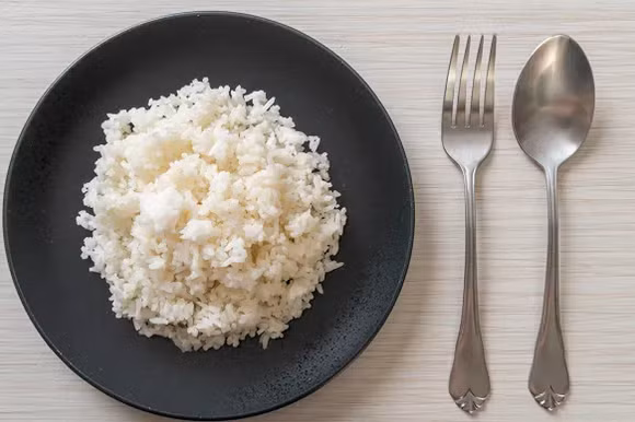 4 tác dụng đáng ngạc nhiên của cơm gạo trắng