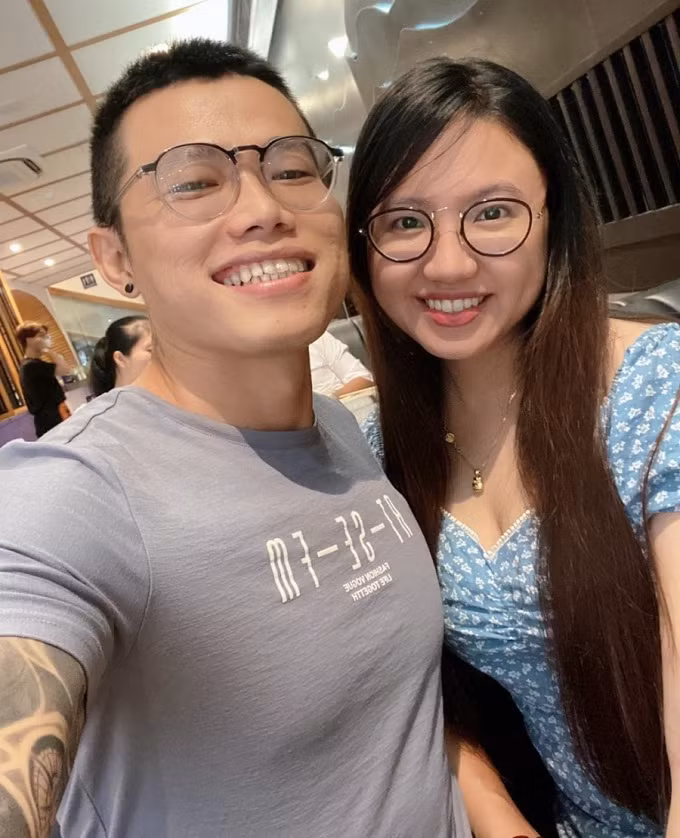 Những ông chồng tình nguyện nộp lương