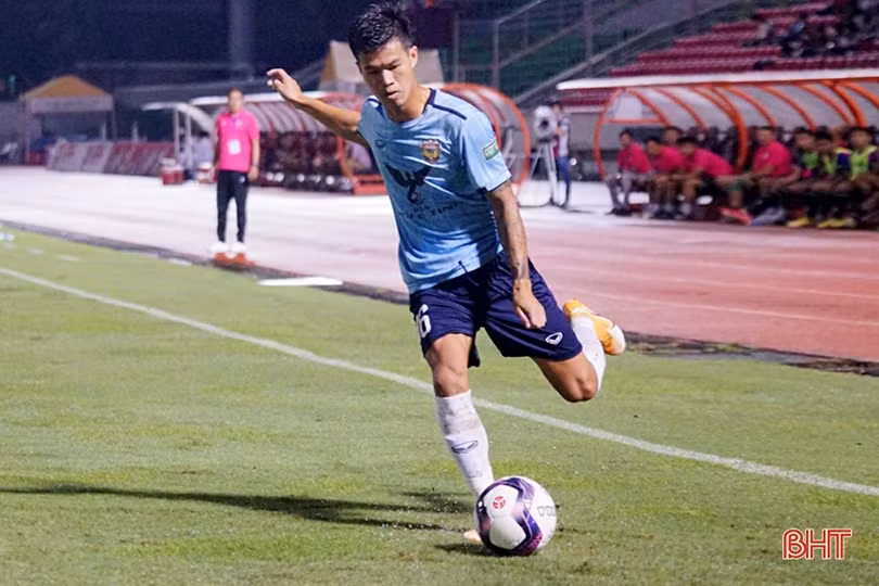Thi đấu nỗ lực, Hồng Lĩnh Hà Tĩnh vẫn trắng tay trên sân Thống Nhất