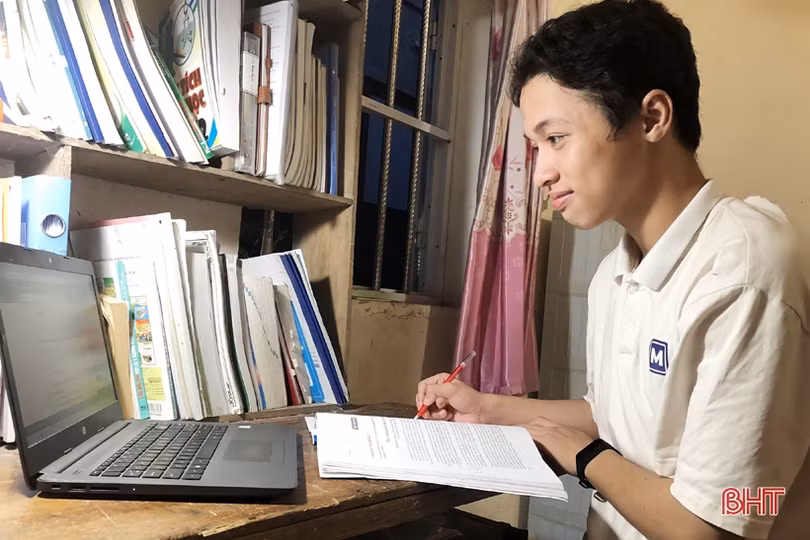 Hành trình chinh phục IELTS 8.0 của nam sinh miền núi Vũ Quang