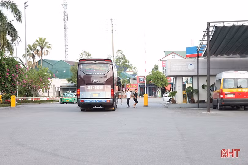 Nhiều tuyến xe khách ở Hà Tĩnh “cháy vé” dịp nghỉ lễ 2/9