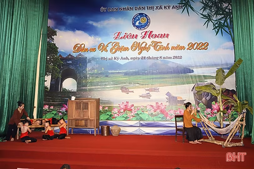 Khai mạc Liên hoan Dân ca ví, giặm Nghệ Tĩnh TX Kỳ Anh năm 2022