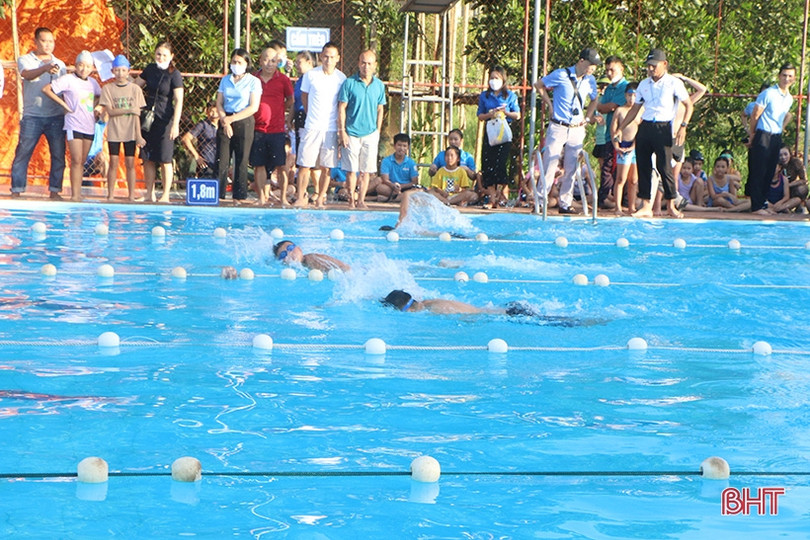 100 vận động viên tranh tài trên “Đường đua xanh” ở TP Hà Tĩnh