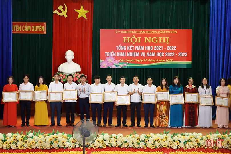 Các địa phương triển khai nhiệm vụ năm học 2022-2023