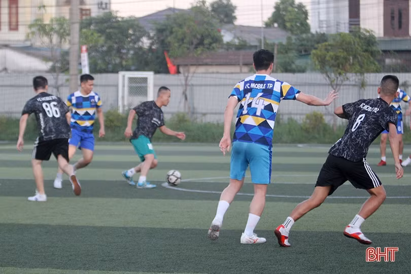 FC Mobile TP Hà Tĩnh 1 vô địch Giải Bóng đá Mobile Hà Tĩnh 2022