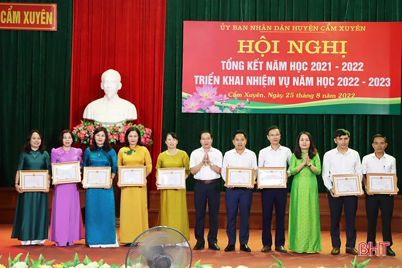 Các địa phương triển khai nhiệm vụ năm học 2022-2023