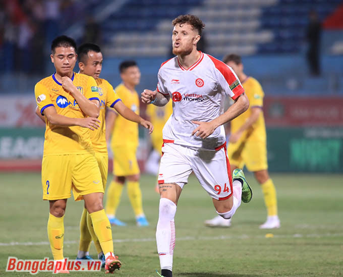 Nhận định bóng đá SLNA vs Hà Nội FC: Khó cản đà thắng