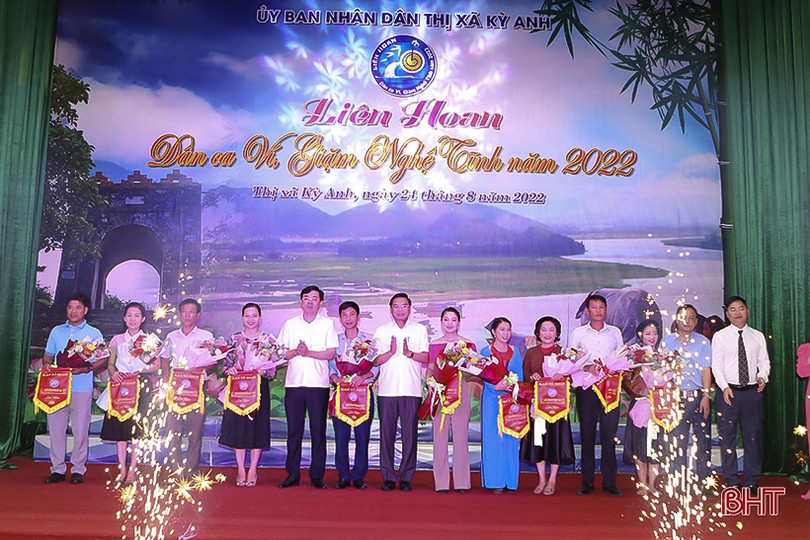 Khai mạc Liên hoan Dân ca ví, giặm Nghệ Tĩnh TX Kỳ Anh năm 2022