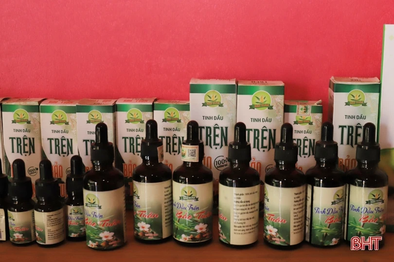 Cô dâu xứ Huế xây dựng 2 sản phẩm tinh dầu đạt OCOP 3 sao của Hà Tĩnh