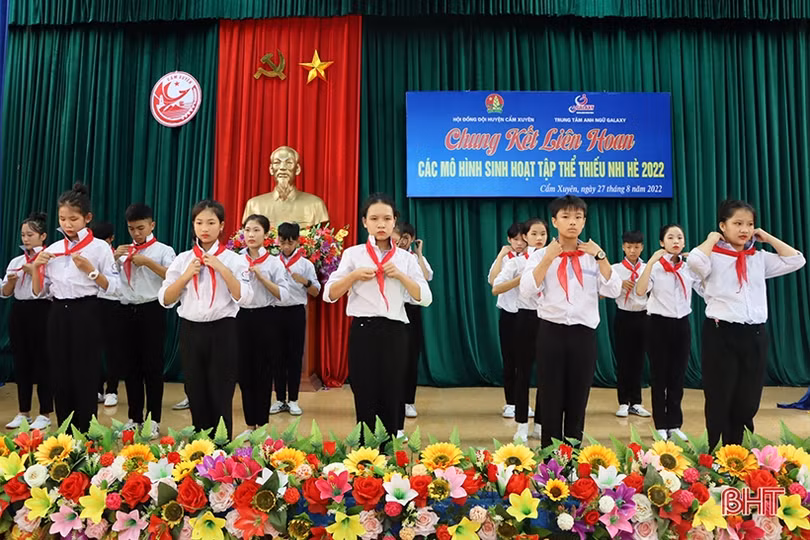 Sôi nổi liên hoan các mô hình sinh hoạt tập thể thiếu nhi hè ở Cẩm Xuyên