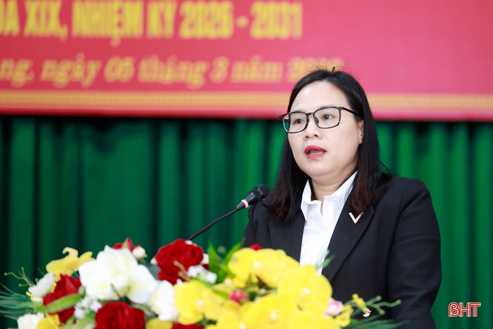 Bà Đinh Thị Hiền - Trưởng phòng Nghiệp vụ, Trung tâm Trợ giúp pháp lý, Sở Tư pháp trình bày chương trình hành động.