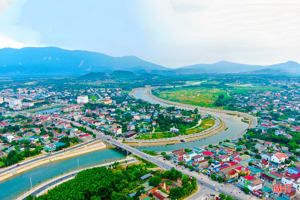 Toàn cảnh một góc trung tâm phường Sông Trí. bqbht_br_11.jpg