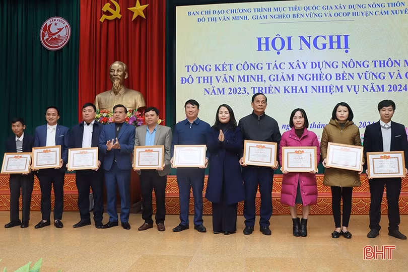 Phấn đấu đưa Cẩm Xuyên đạt chuẩn huyện NTM nâng cao cuối năm 2024
