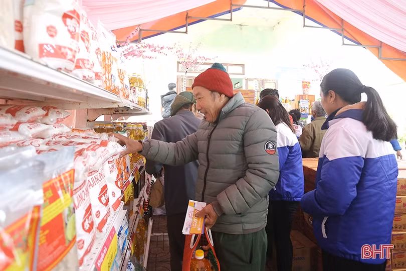 Mang tết ấm đến với người nghèo, đối tượng bảo trợ xã hội