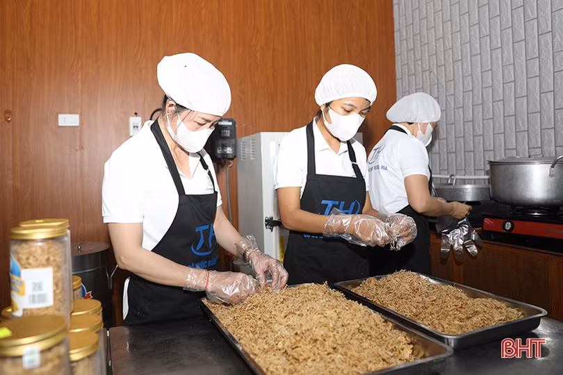 Từ thực phẩm gia đình thành sản phẩm OCOP 3 sao của Hà Tĩnh