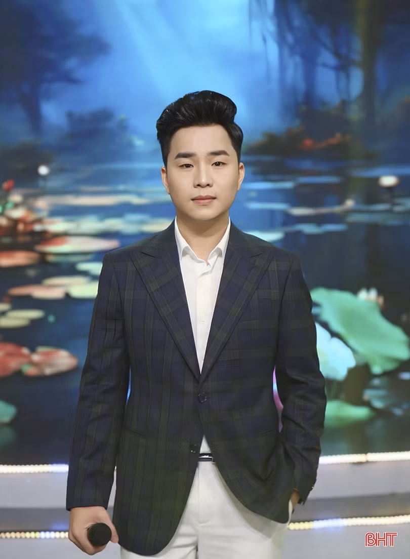 Nhiều nghệ sỹ nổi tiếng mang “xuân yêu thương” về Hà Tĩnh