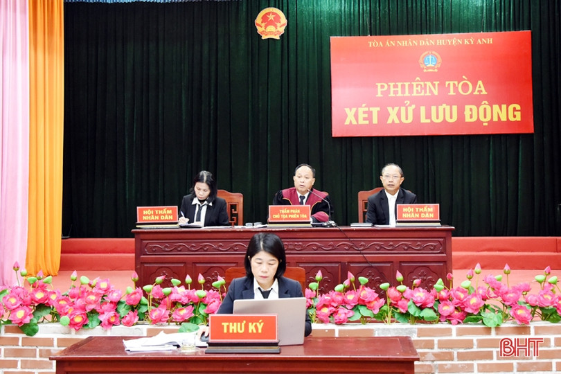 Tàng trữ gần 33 kg pháo, nam thanh niên lĩnh 27 tháng tù