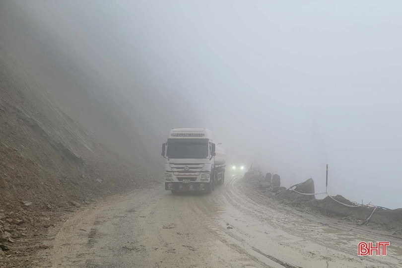 Thông tuyến đường lên Cửa khẩu quốc tế Cầu Treo