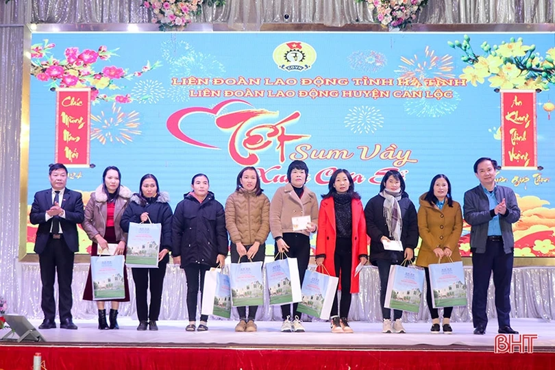 “Tết sum vầy - Xuân chia sẻ” đến với người lao động ở Can Lộc