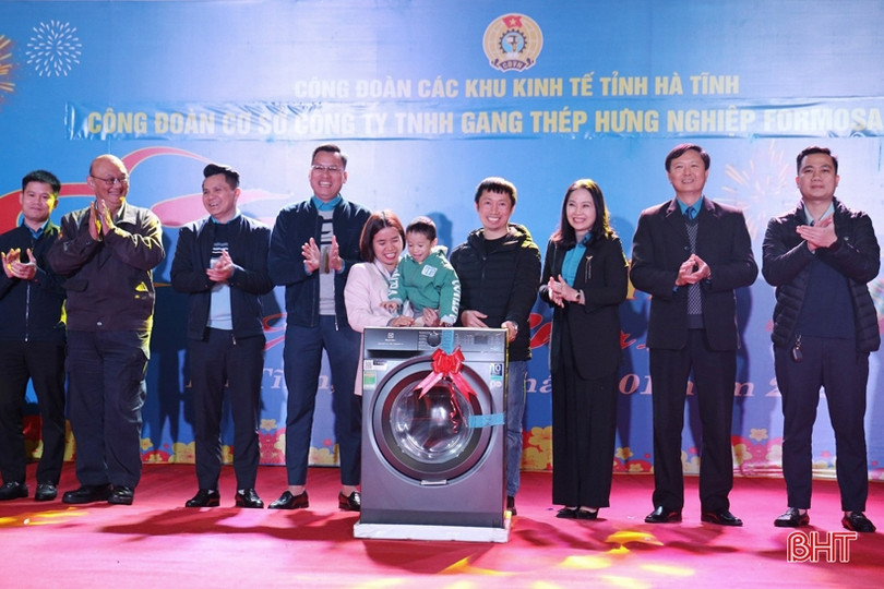 Các đơn vị tổ chức “Tết sum vầy - Xuân chia sẻ” với nhiều hoạt động ý nghĩa