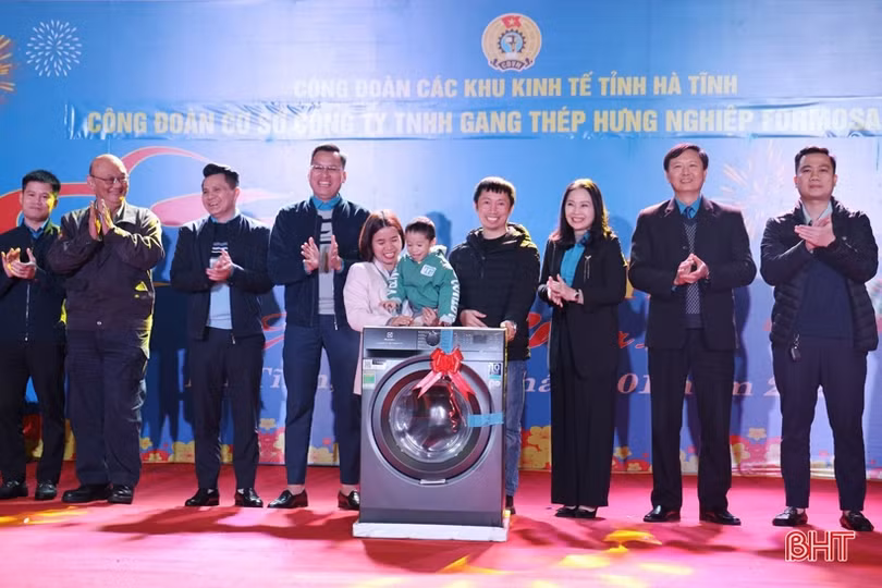 Các đơn vị tổ chức “Tết sum vầy - Xuân chia sẻ” với nhiều hoạt động ý nghĩa