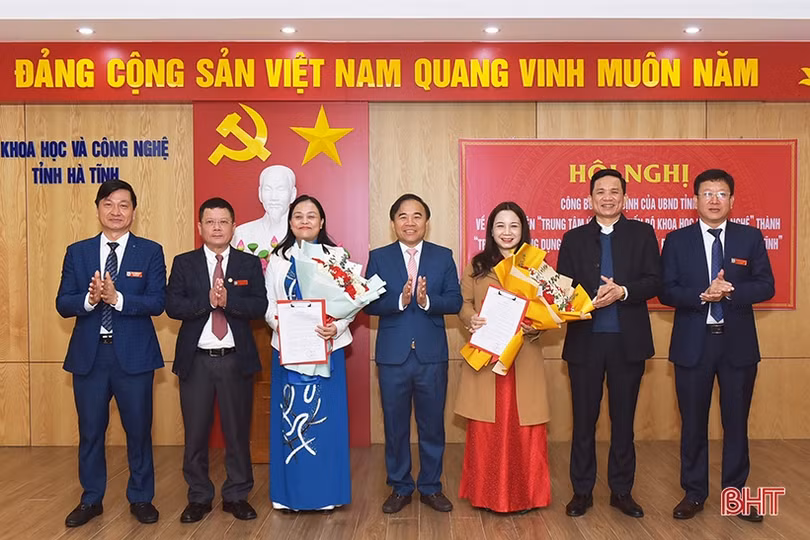 Ra mắt Trung tâm Ứng dụng KHCN và Đổi mới sáng tạo tỉnh Hà Tĩnh