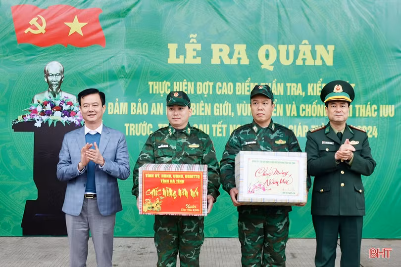 Giữ vững an ninh, trật tự an toàn xã hội ở khu vực biên giới, vùng biển