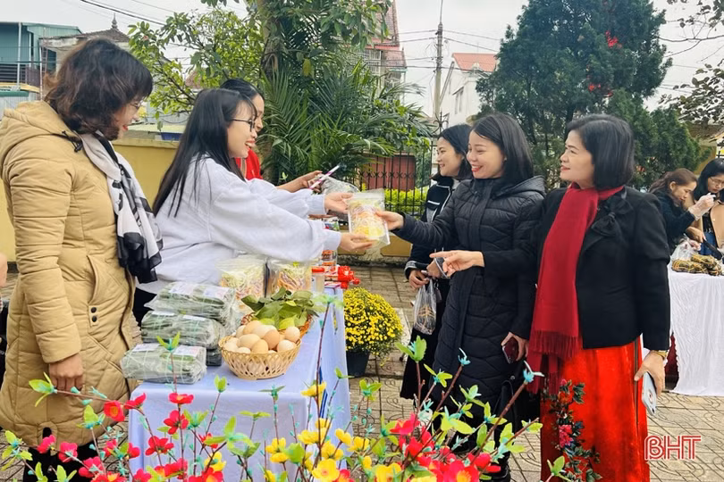 Ấm áp “Tết sum vầy - Xuân chia sẻ” cho người lao động tại các địa phương