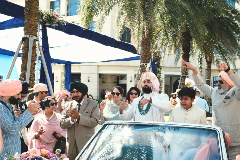 Thấy gì từ việc giới siêu giàu Ấn Độ đến Việt Nam tổ chức đám cưới?