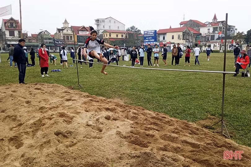 1.900 học sinh Đức Thọ tranh tài Hội khỏe Phù Đổng