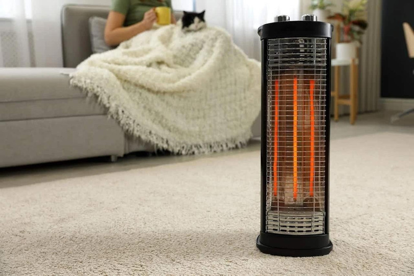 Trời rét đậm, nên dùng điều hòa 2 chiều hay máy sưởi?