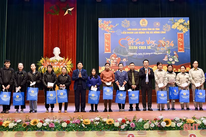 Mang tết ấm đến với người nghèo, đối tượng bảo trợ xã hội