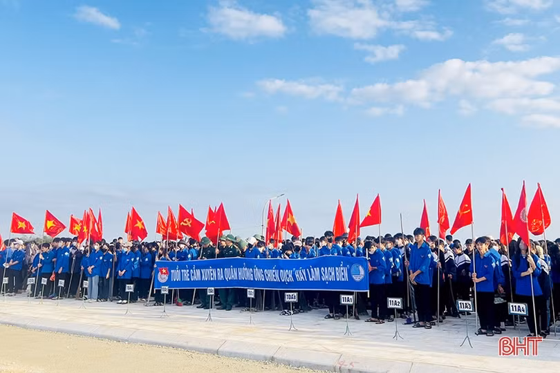 Sẵn sàng hành trình tuổi trẻ Hà Tĩnh với biển, đảo quê hương