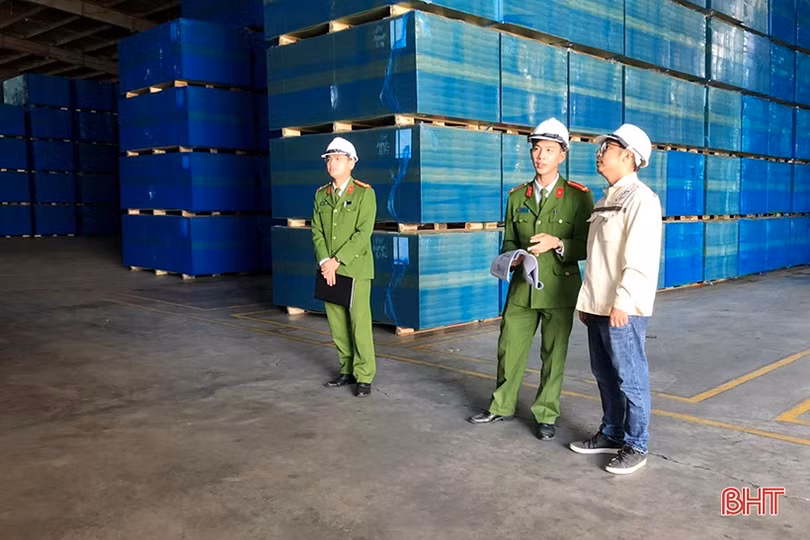 Lực lượng cảnh sát phòng cháy quyết liệt thực hiện đợt cao điểm dịp tết