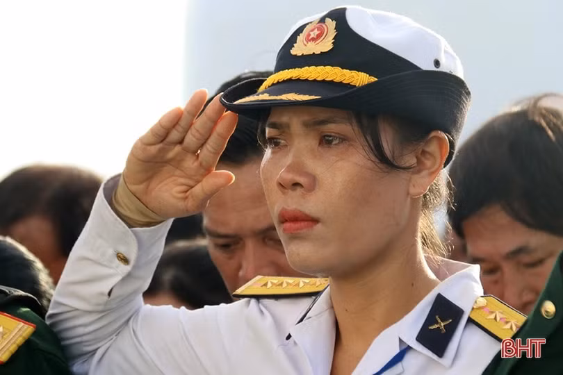 Tìm cha giữa Trường Sa và câu chuyện bất ngờ từ hành trình tìm nhân vật