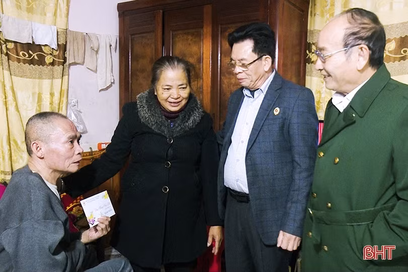 Nhiều hoạt động thiết thực hỗ trợ học sinh nghèo, gia đình chính sách