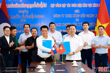 Ký kết hợp tác về lĩnh vực xăng dầu với doanh nghiệp nhà nước Lào