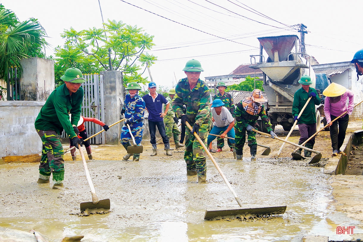 Xứng danh người lính mang quân hàm xanh trên quê hương Xô Viết
