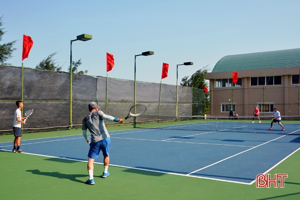 120 VĐV tranh tài Giải quần vợt TX Kỳ Anh lần thứ nhất