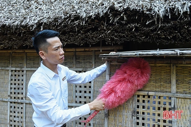 Người gìn giữ kỷ vật của Bác Hồ ở Khu di tích Kim Liên