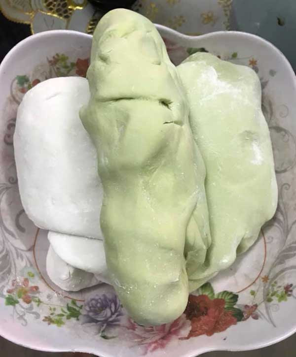 Hướng dẫn cách làm chè xoài chân trâu lá dứa hình ảnh 4 Nắng nóng, đổi món với chè xoài trân châu lá dứa