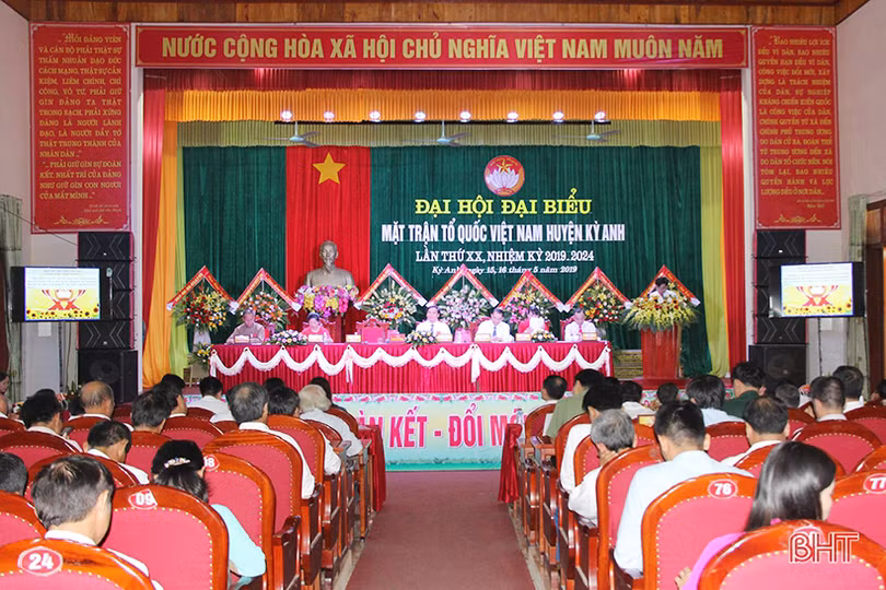 Chủ tịch Ủy ban MTTQ huyện Thạch Hà, Kỳ Anh tái đắc cử nhiệm kỳ mới