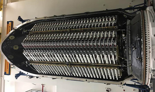 Elon Musk muốn giết chết cáp quang và thay bằng lưới Internet